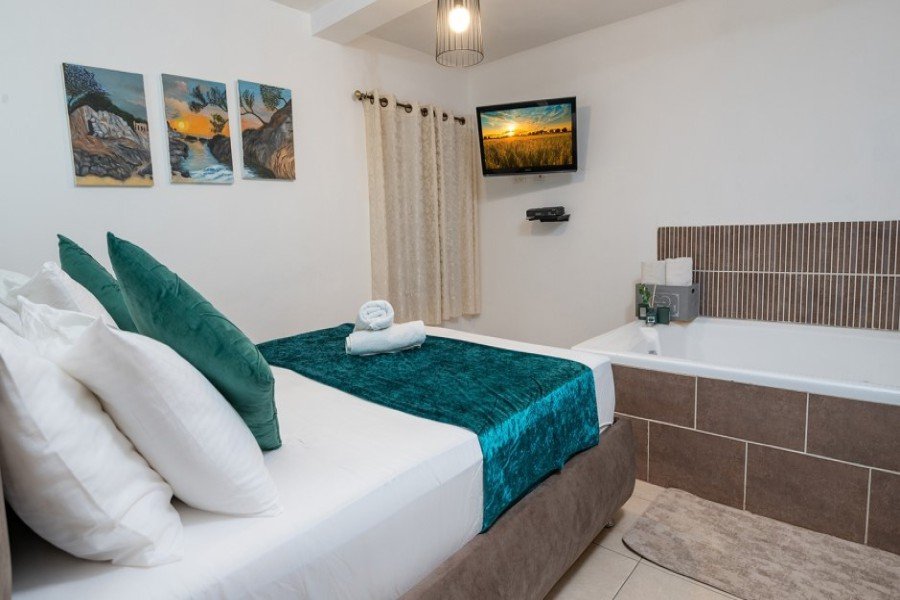 סוויטת כלנית סוויטת כלנית