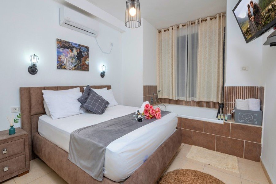 סוויטת נרקיס סוויטת נרקיס