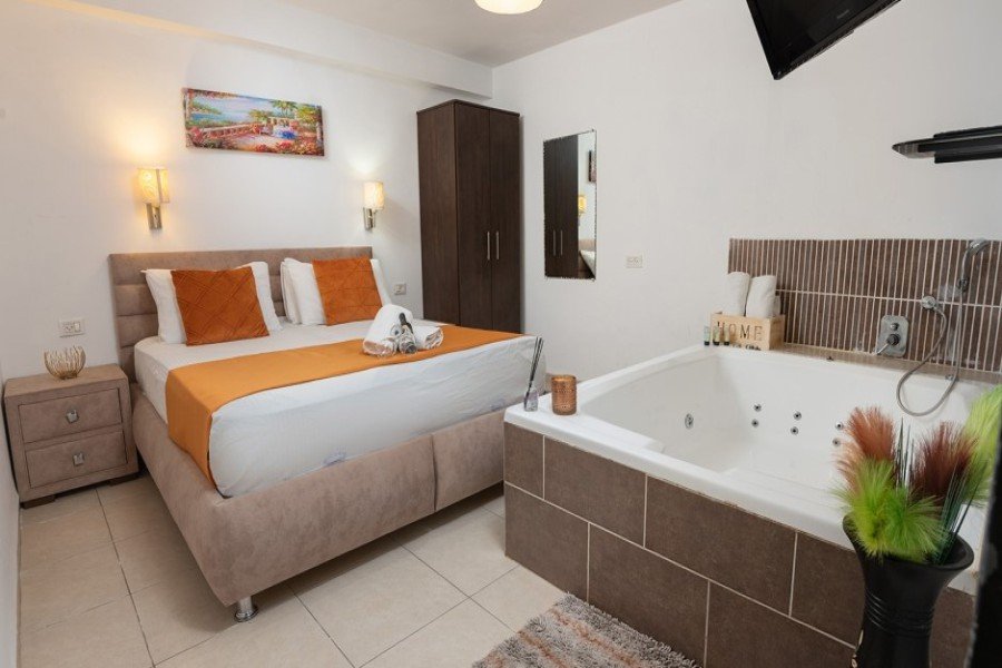 סוויטת רקפת סוויטת רקפת