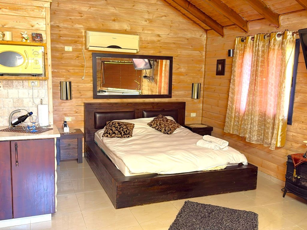 בקתות נוף אורנים