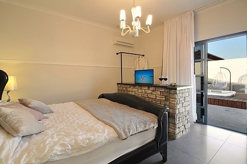 שלווה עילאית