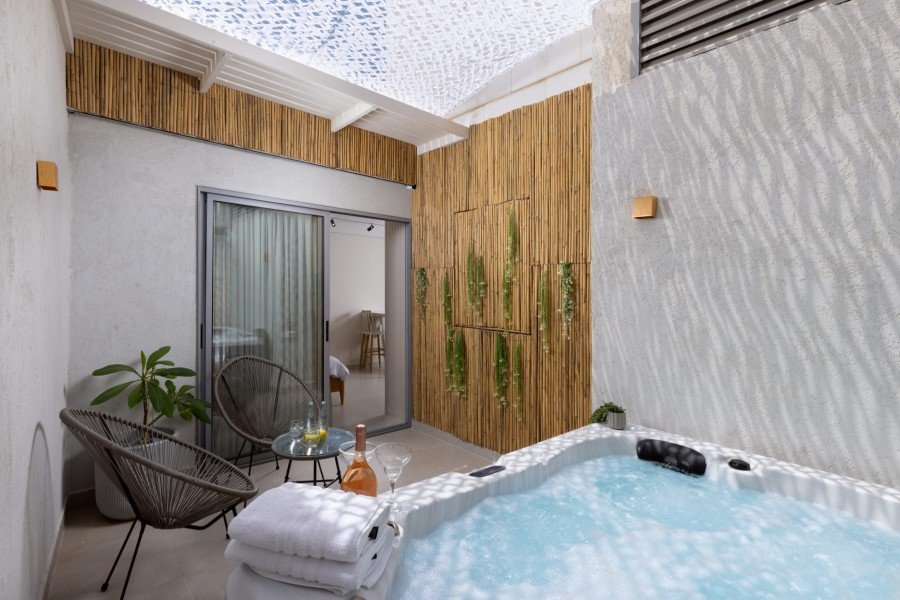 Sapir Romantic Sapir Romantic