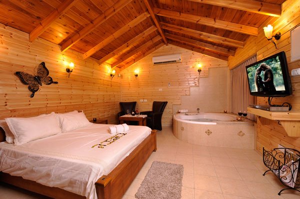 בקתות נוף האגם