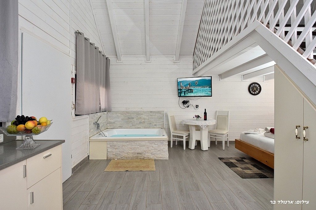 בקתות עץ עם גלריה בקתות עץ עם גלריה