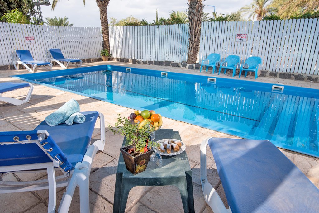 בקתות עץ אורן