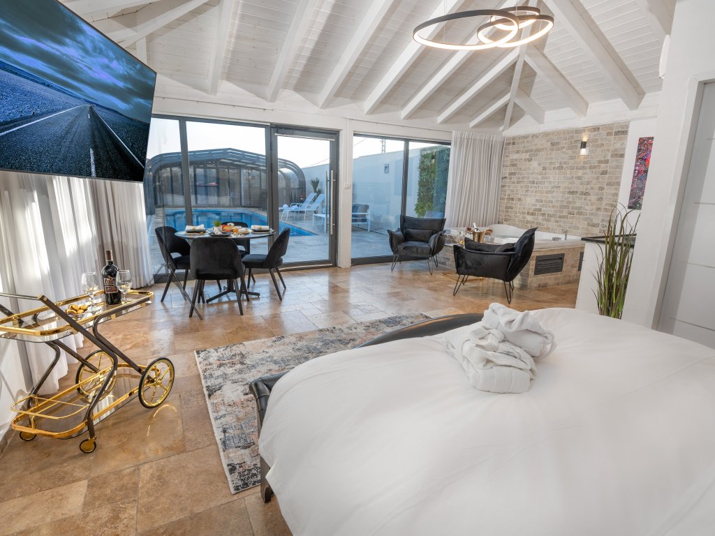 סוויטת אלפא