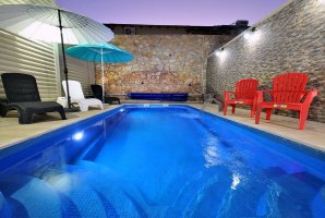 סוויטות ארגמן