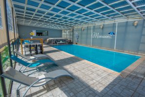 מונסון פרימיום