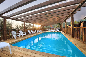 אדל אחוזת יוקרה